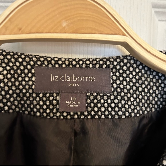 Black And White Liz Claiborne Blazer - Picture 3 of 4